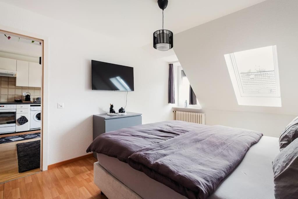 Charmante Wohnung An Beliebter, Urbaner Lage Zürich Exterior foto